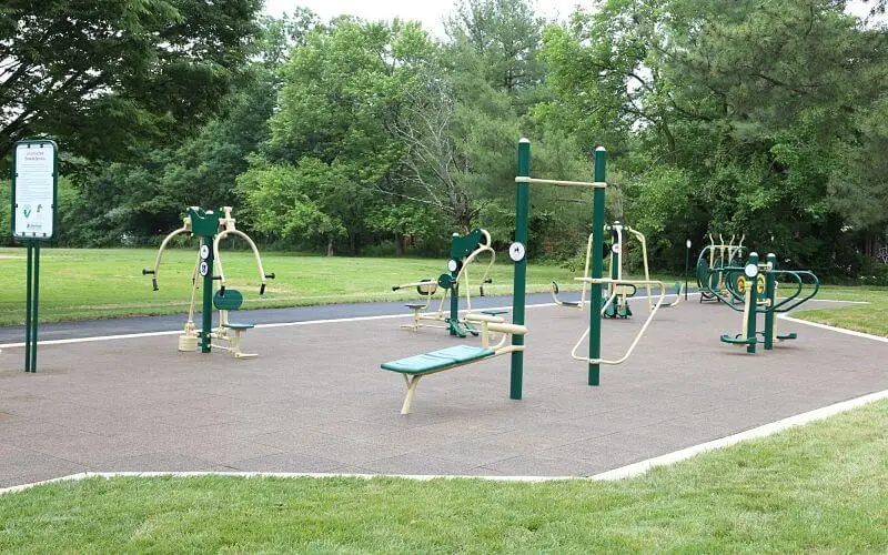 MCG  Training Community Square - огляд і ціна Kids Outdoor Gym Equipment