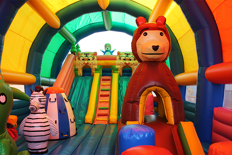 Commercial Inflatable Fun City - огляд і ціна Kids Outdoor Fence
